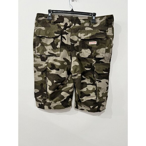 New TRUE RELIGION Size 33 Horseshoe Cargo Shorts with Pockets Dusty Camo - Picture 9 of 12